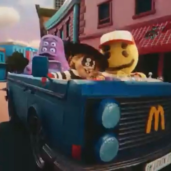 Cactus Plant Flea Market x McDonalds Plush Friends - Picture 5 of 16